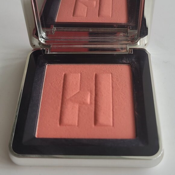 Haus Labs Color Fuse Talc-Free Blush Powder in Pomelo Peach - Picture 2 of 4